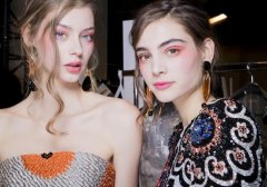 将Dior迪奥腮红#756和Dior迪