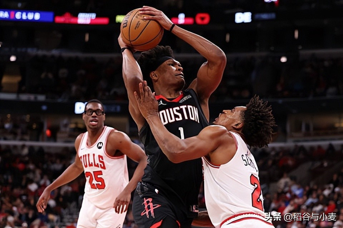 公牛力克火箭终结两连败 阿门23+3抢断难救主