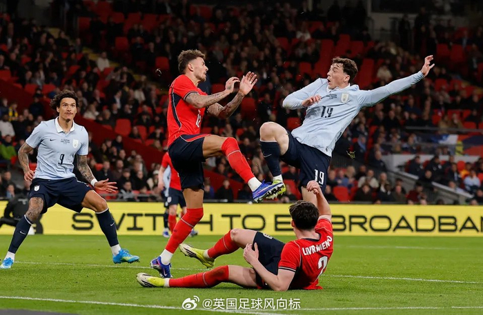 本怀特替补登场两分钟连送进球与点球 点球破门