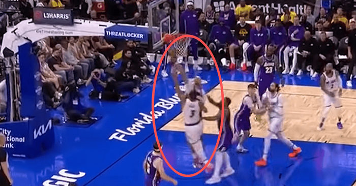 湖人内线防守支柱海斯通过控制身体减少犯规困