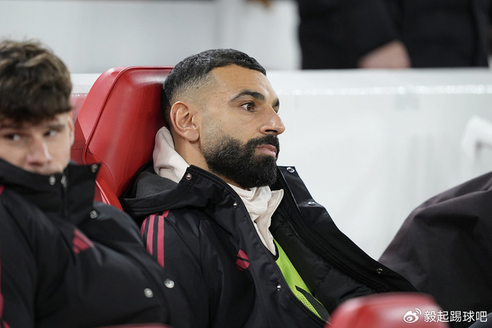 萨拉赫确认离队引热议 利物浦合同操作遭批多队