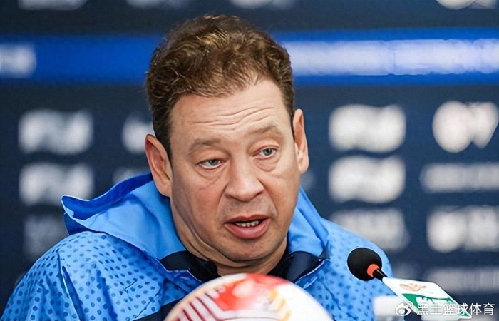 中甲宁波队主教练杨林主动请辞 前三轮三连败引